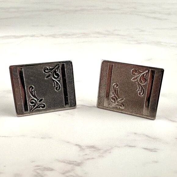 1960s Silver Cufflinks Etched Detail - Picture 2 of 8